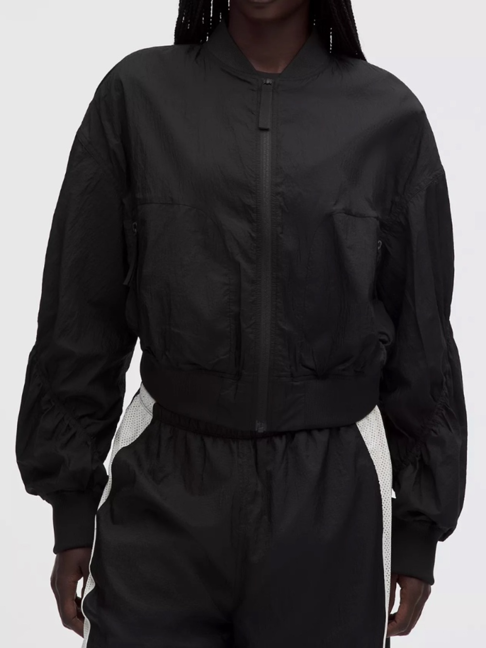 Lulu Cropped Bomber Black in Size 4